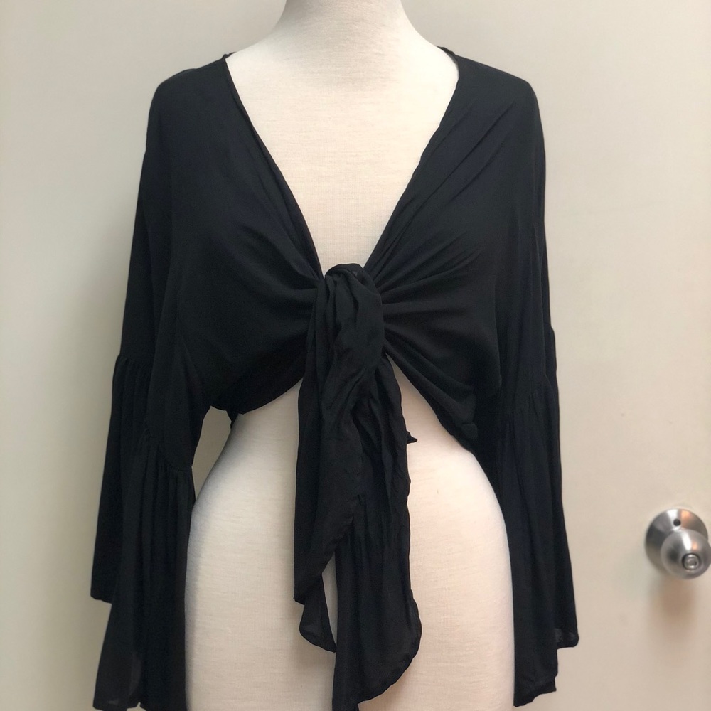 Elan tie front top